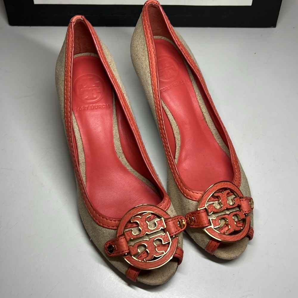 Tory Burch Amanda Off White/Pink Leather And Canvas PepToes Wedges Woman’s 6.5M - Picture 2 of 16